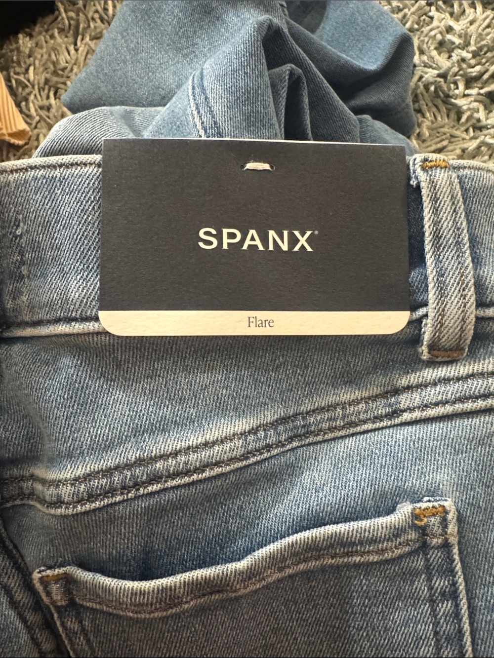 NWT SPANX Women Flare Jeans Stonewashed Blue Pull On Stretch 20960R M - Picture 9 of 9